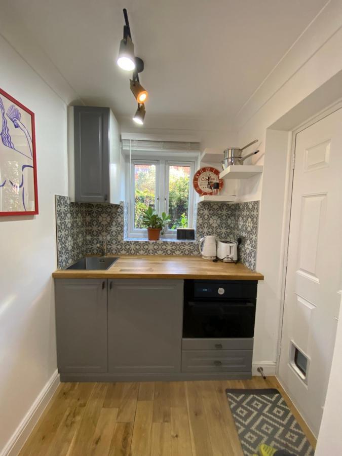 Stylish 1-Bed Studio London Exterior foto