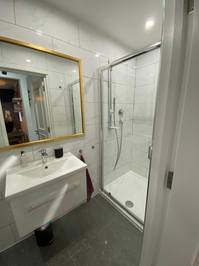 Stylish 1-Bed Studio London Exterior foto