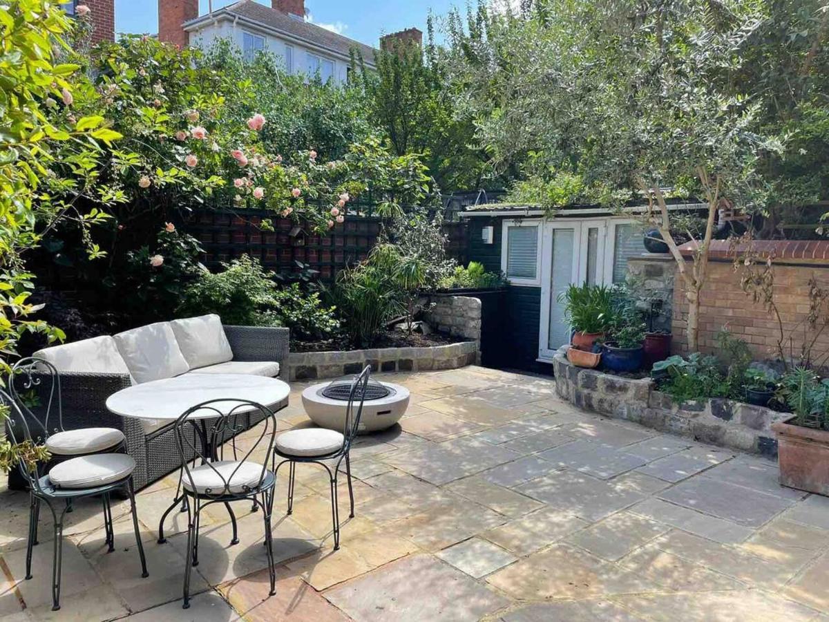 Stylish 1-Bed Studio London Exterior foto